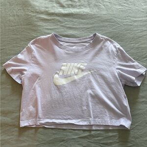 Nike Women’s Cropped Tee